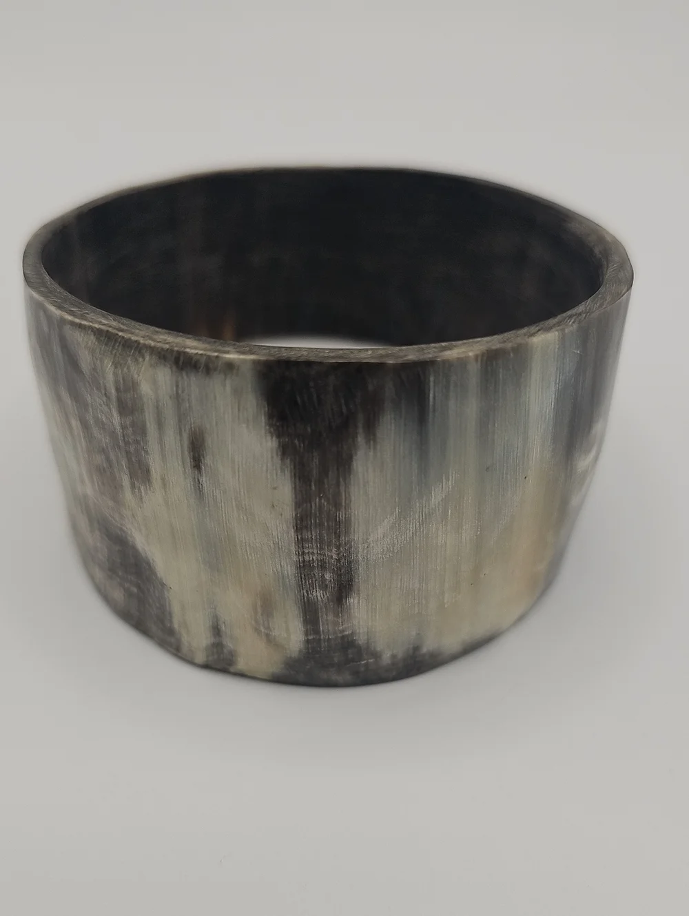 Handcrafted Horn-Effect Wide Bangle Bracelet in Black & Cream. Excellant Conditi